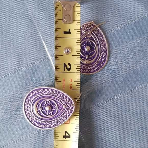 Pretty Purple Metal Earrings - Picture 4 of 4